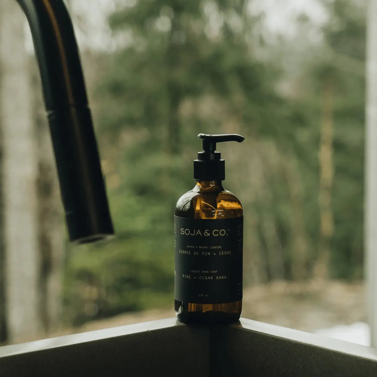 Savon liquide pour les mains | Pin + écorce de cèdre